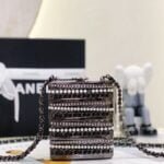 chanel22k dinner bag black Pearl string size: 11*9*4.5cm