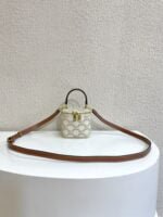 CELINE 23s Spring/Summer - Mini smooth leather makeup case Presbyopia pattern 8080 Size: 9.5* 8* 9cm