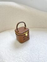 CELINE 23s Spring/Summer - Mini smooth leather makeup case brown 8080 Size: 9.5* 8* 9cm - 图片 3