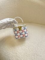 CELINE 23s Spring/Summer - Mini smooth leather makeup case Presbyopia pattern 8080 Size: 9.5* 8* 9cm - 图片 2