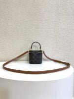 CELINE 23s Spring/Summer - Mini smooth leather makeup case Presbyopia pattern 8080 Size: 9.5* 8* 9cm - 图片 5