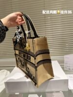 Dior 3D embossment book tote bag size: 42cm /36cm - 图片 6