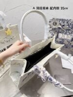 Dior 3D follower Embossed original cloth book tote bag white size: 42cm /36cm /26cm - 图片 3