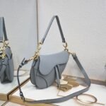 Dior saddle leather with Spaghetti straps size: 25.5 *20 * 6.5cm - 图片 5