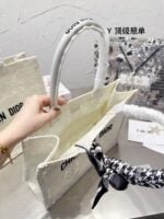 Dior Book Tote Oblique design bag white size: 35cm/42cm - 图片 4