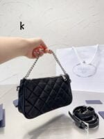 Prada vintage nylon underarm bag size:  24*13cm - 图片 9