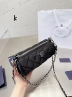 Prada Medieval cylinder nylon bag size: 19* 9cm - 图片 2