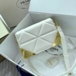 Prada Belgian calfskin shoulder bag white 1BD048 size: 20*14*8CM - 图片 6