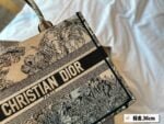 Dior Three-dimensional embroidery Book 23 tote shopping bags size: 36*28 cm - 图片 4