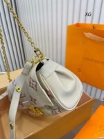 LV Favorite Cloud chain bag size: 23*13cm - 图片 9