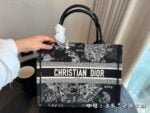 Dior Three-dimensional embroidery Book tote shopping bags black size:  26.5*21cm/36*28 cm/41*35cm - 图片 6