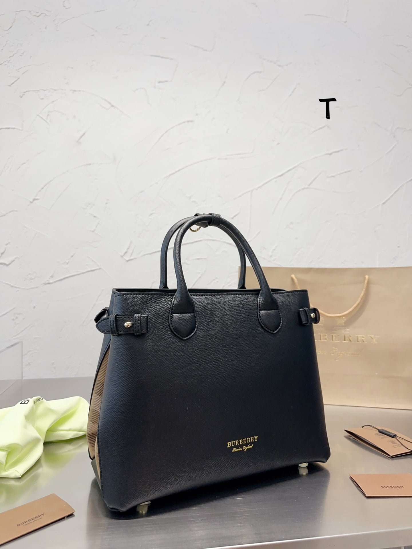 i1696578439_9152_1 Burberry Tote handbag size: 33 26cm - 图片 1