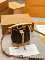 Louis Vuitton / LV mini Bucket bag Size: 13* 16* 10cm - 图片 4