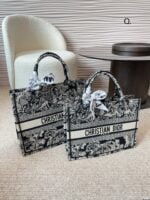 Dior book tote bag size: 42* 32cm/36* 27cm - 图片 5