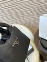 Prada mini handbag size: 18*14cm - 图片 7