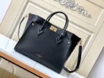 Louis Vuitton / LV on my side m22225 Black size: 30.5*24.5*14cm - 图片 2