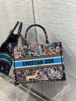 Dior Tote embroidery Animal pattern size: 36*18*28cm