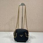 Prada vintage Nylon handmade shoulder bag 1bd632 size: 19*14*6cm