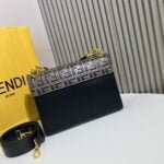Fendi The latest clamshell handbag size: 25*19.*1cm - 图片 2