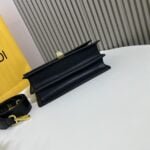 Fendi The latest clamshell handbag size: 25*19.*1cm - 图片 5