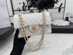 Chanel classic flap caviar leather crossbody bag with gold hardware white - 图片 2